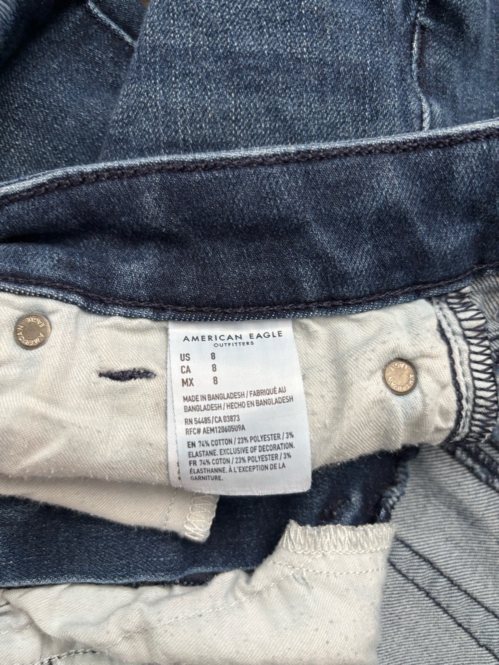 American Eagle Women's Dark Blue Denim Cutoff Shorts Size 8 - Picture 4 of 5